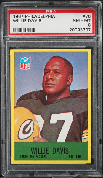 1967 Philadelphia FB Card # 76 Willie Davis Green Bay Packers HOF PSA 8 NM-MT (MGD2)