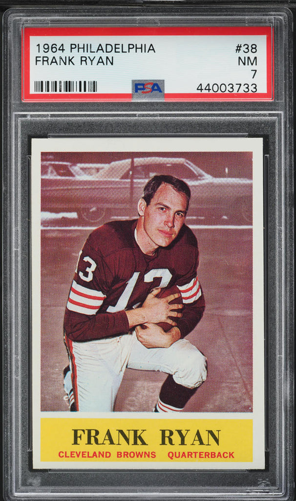 1964 Philadelphia FB Card # 38 Frank Ryan Cleveland Browns PSA 7 NRMT (MGD2)