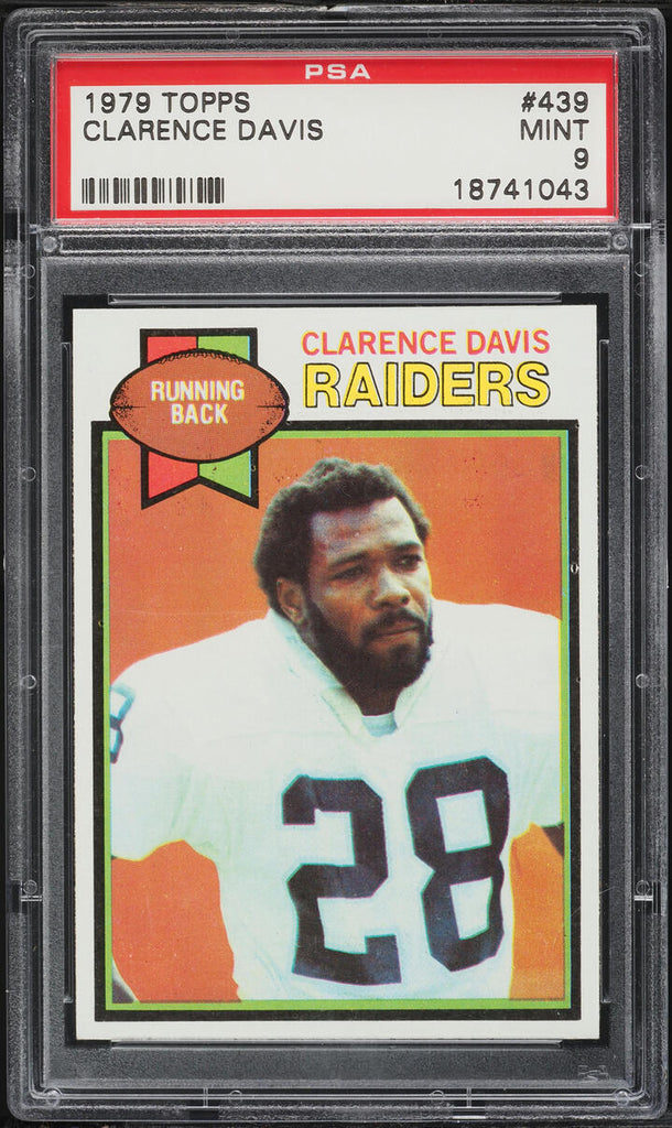 1979 Topps FB Card #439 Clarence Davis Oakland Raiders PSA 9 MINT (MGD2)
