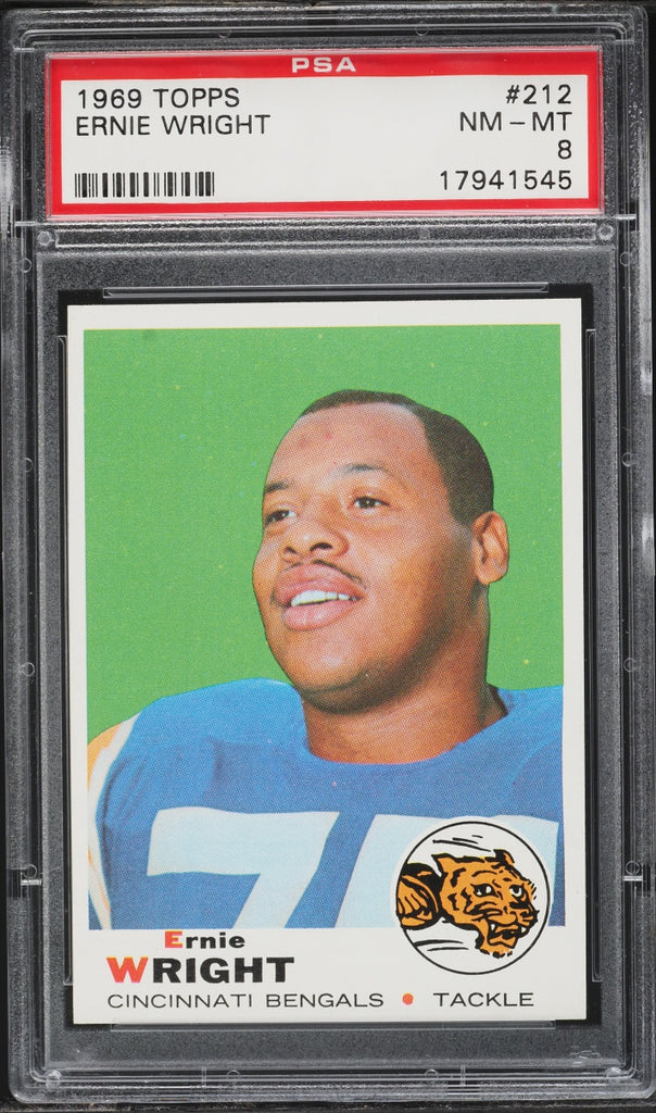 1969 Topps FB Card #212 Ernie Wright Cincinnati Bengals PSA 8 NM-MT (MGD2)
