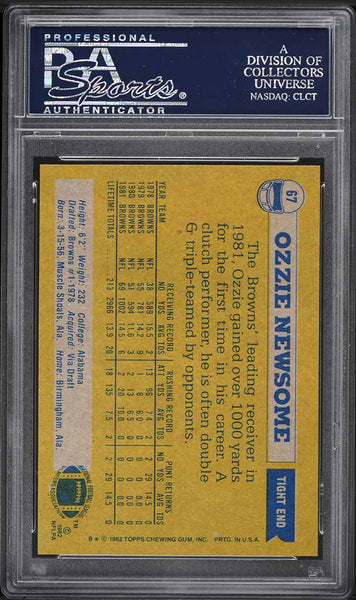 1982 Topps FB Card # 67 Ozzie Newsome Cleveland Browns HOF PSA 10 GEM MINT (MGD2)