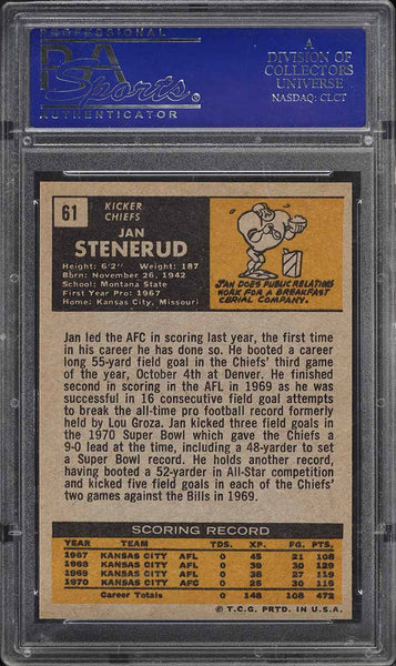 1971 Topps FB Card # 61 Jan Stenerud Kansas City Chiefs HOF ALL-STAR PSA 8 NM-MT (MGD2)