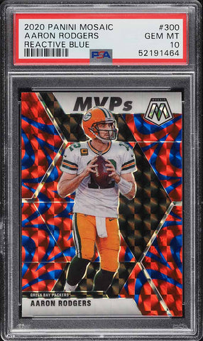 2020 Panini Mosaic FB Card #300 Aaron Rodgers REACTIVE BLUE PSA 10 GEM MINT (MGD2)