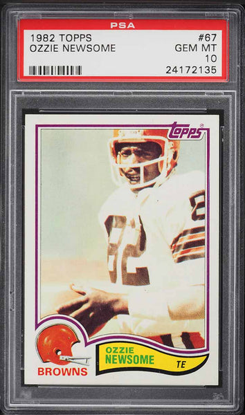 1982 Topps FB Card # 67 Ozzie Newsome Cleveland Browns HOF PSA 10 GEM MINT (MGD2)