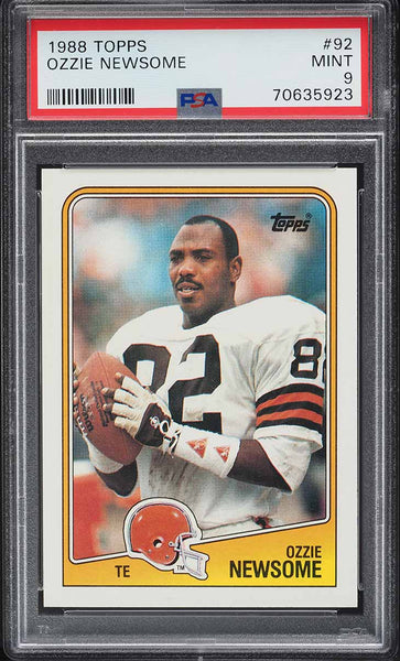 1988 Topps FB Card # 92 Ozzie Newsome Cleveland Browns HOF PSA 9 MINT (MGD2)